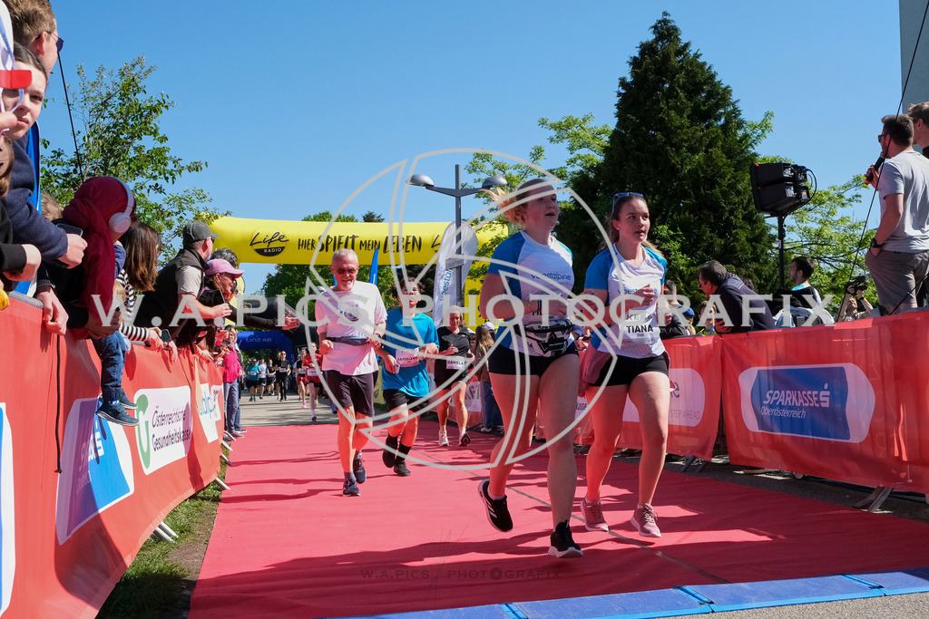 ..... | LINZ,AUSTRIA,27.April 24, Int. 3 Brückenlauf Linz  , Image shows: Photo: WAPICS / Michael ring