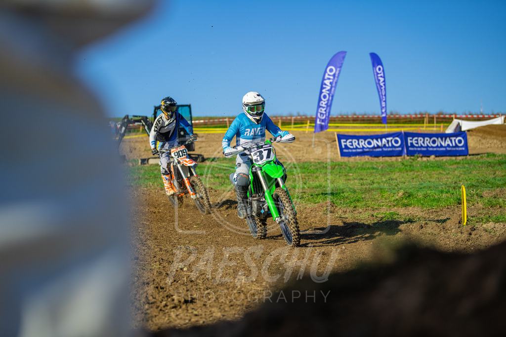 CF (122) | Paeschuphoto Shop - Wer nicht sucht der auch nicht findet.Ob Motocrossbilder oder von einem besuchtem Spiel, Hauptsache Action. - Realisiert mit Pictrs.com