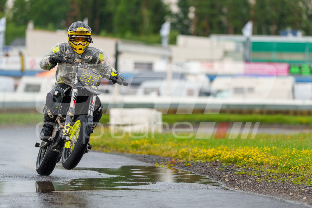 GRIPcapture-20260411-101-999-1263 | GREINBACH, AUSTRIA - JUNE 20-21, 2026: Riders compete during the G-Cup, Austrian Supermoto Championship and Hungarian Supermoto Championship at PS Racing Center Greinbach, Austria. Image shows .Photo: GRIPcapture / Andrea Kurz
