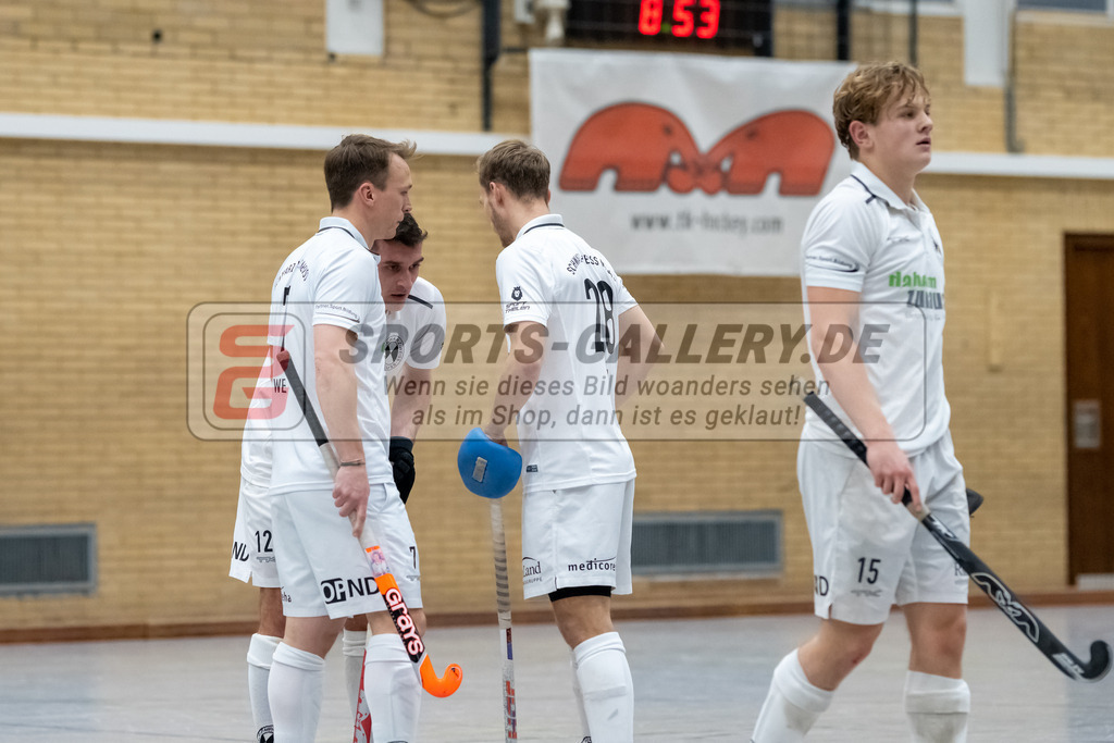SFE_20230115_0166 | 1. Bundesliga Hockey Herren Schwarz-Weiss Neuss - Crefelder HTC am 15.01.2023 in  (Sporthalle Jahnerstrasse), Photo: Stephan Fehrmann 2022 (Sports-Gallery)