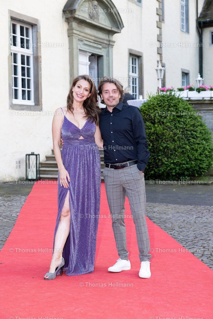 TH_Schlossempfang_19261 | Longines Balve Optimum 2024 am 07.06.24 in Balve, Schloss Wocklum, Thomas Hellmann, Schlossempfang