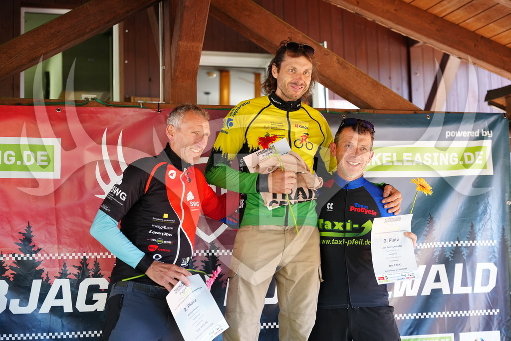 FC101061 | Fotogalerie der Treibjagd im Dunkelwald - Dein MTB Etappenrennen im Erzgebirge - Realisiert mit Pictrs.com
