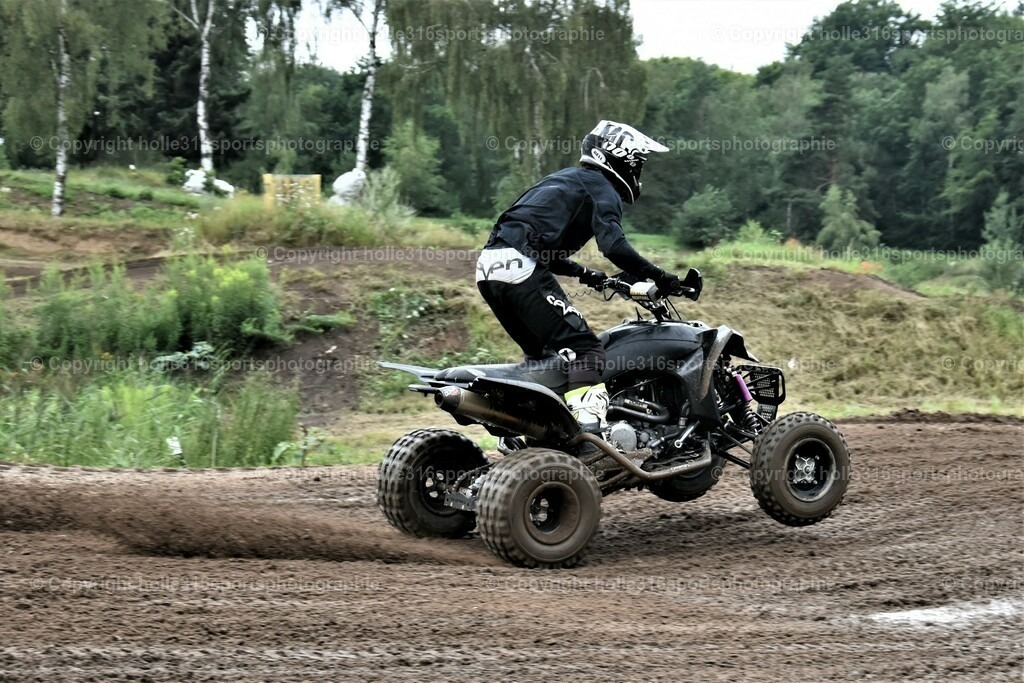 DSC_0458 (2) | Sportfotografie , Motorsport, Motoross, Reitsport, Mointainbike, Enduro,
Landschaft , Outdoor, Eventfotografie, Landschaft, Bilder online bestellen - Realisiert mit Pictrs.com