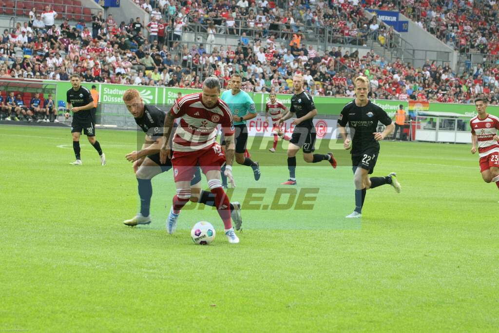 Fortuna Düsseldorf - SC Paderborn | Daniel Ginczek © Sportfoto-Sale (MK) - Realisiert mit Pictrs.com