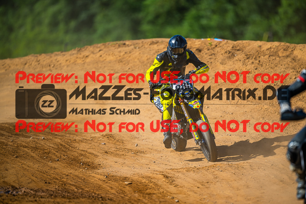 MaZZes_FotoMatrix_220528_5727 | Fotograf Mathias Schmid
Sportfotograf,
Eventfotograf,
Hochzeitsfotograf,
Portraitfotograf