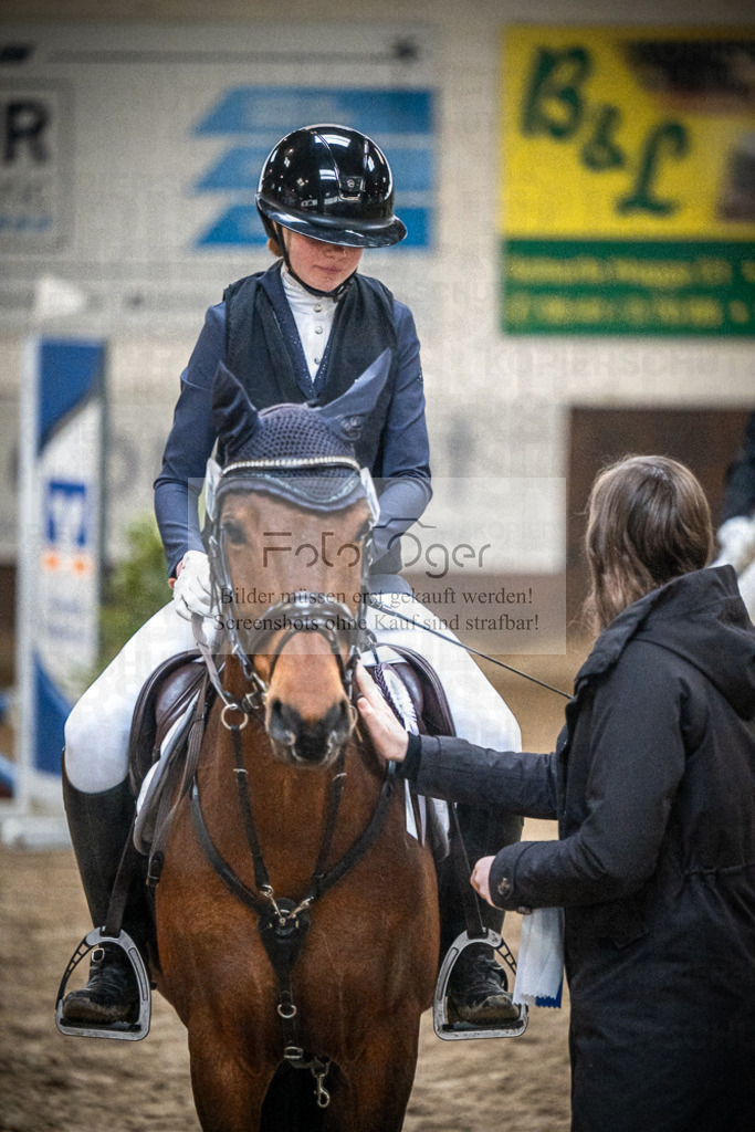 DOS_0016 | Entdecke hochwertige Reitturnierfotos von Foto Oger. Professionell, emotional und authentisch – jetzt Lieblingsmomente im Shop bestellen.Deutschlandweite Turnierfotografie. - Realisiert mit Pictrs.com