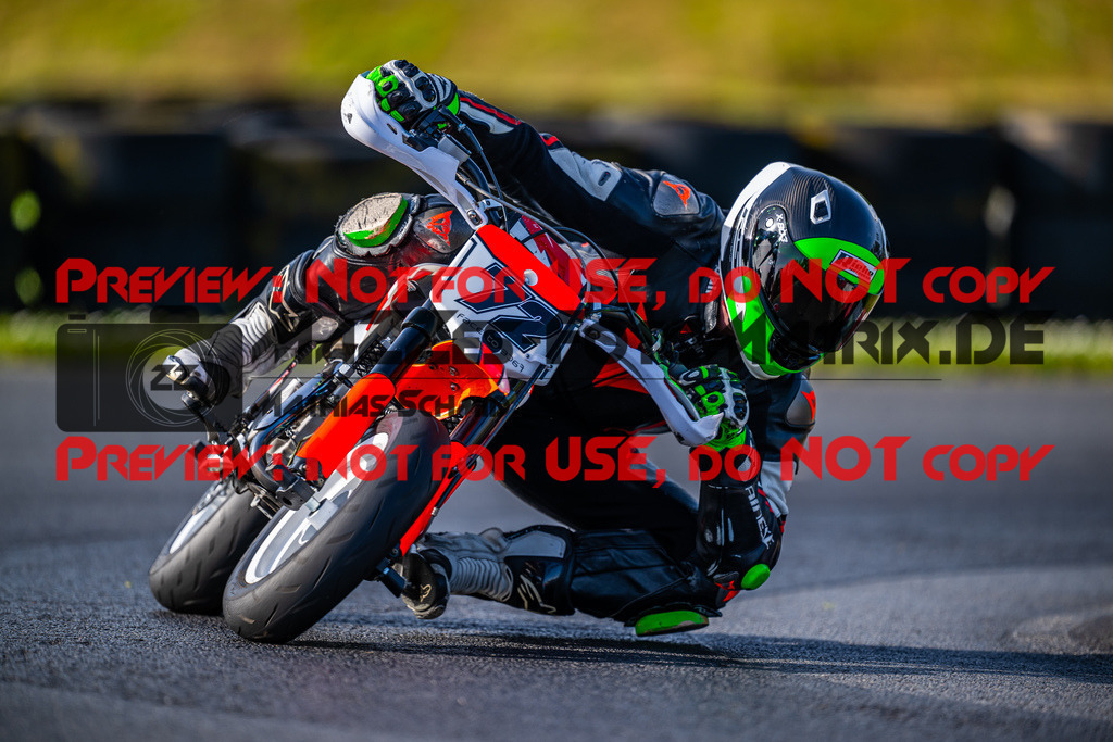 MaZZes_FotoMatrix_240430_6007705_3496 | Fotograf Mathias Schmid
Sportfotograf,
Eventfotograf,
Hochzeitsfotograf,
Portraitfotograf