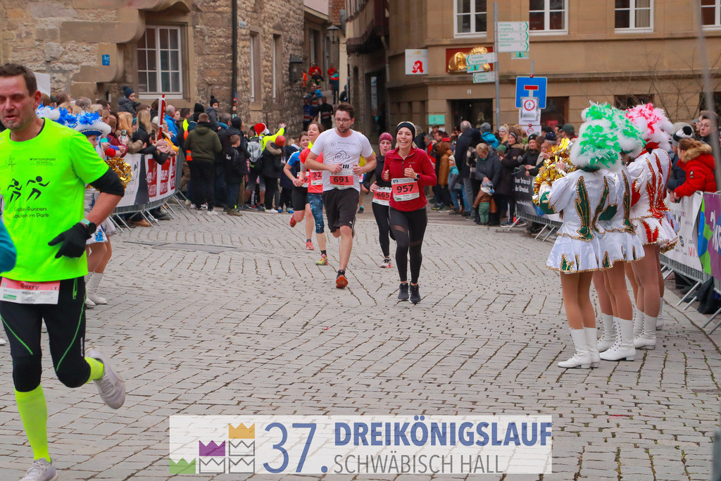 VR Bank Hauptlauf 10000m | 3 Koenigslauf 2023 - Realisiert mit Pictrs.com