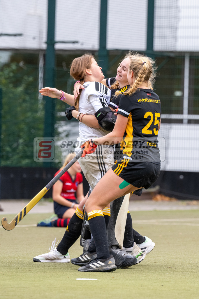 SFE_20231022_0204 | Deutsche Meisterschaft Weibliche U16 Finale Berliner HC - Harvestehuder THC am 22.10.2023 in Köln (Düsseldorfer Hockeyclub 1905 e.V.), Photo: Stephan Fehrmann 2023 (Sports-Gallery)