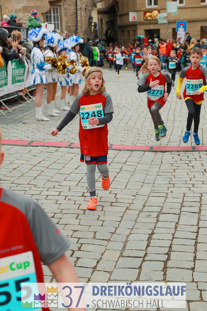 AOK JuniorCup 400m | 3Koenigslauf 2023 - Realisiert mit Pictrs.com