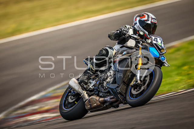 0478-240831_EL-013_478 | Deine Full-Service-Agentur für ✔️Videoproduktionen und ✔️Motorsportfotografie Jetzt Angebot anfragen!