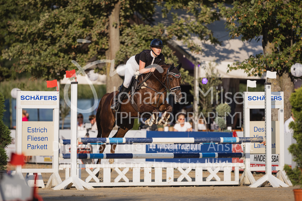 230823_Delbrueck_Stil-A1-176 | Deine schönsten Turniermomente als professionelle Fotos! Entdecke hochwertige Pferdesport-Fotografie im Online-Shop. Jetzt Fotos finden & bestellen!