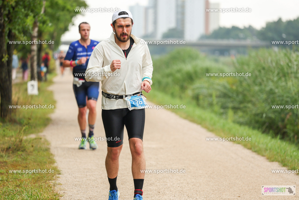 LUR_1967 | 34. M-net Erlanger Triathlon 2025 #erlangertriathlon  #mnettriathlon2025 #mnettriathlon #team #olympischedistanz #mitteldistanz #triathlon #maindonaukanal  #erlangertriathlon2025 #yourpictrs #tv1848 #tv1848erlangen  #triathlonbayern #sportinerlangen #demsportverbunden #sportshot_your_pictrs Copyright: www.sportshot.de