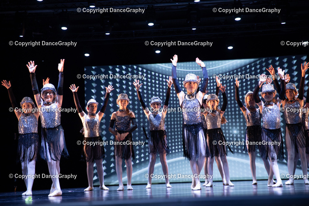 GPHY4919 | DanceGraphy - Realisiert mit Pictrs.com