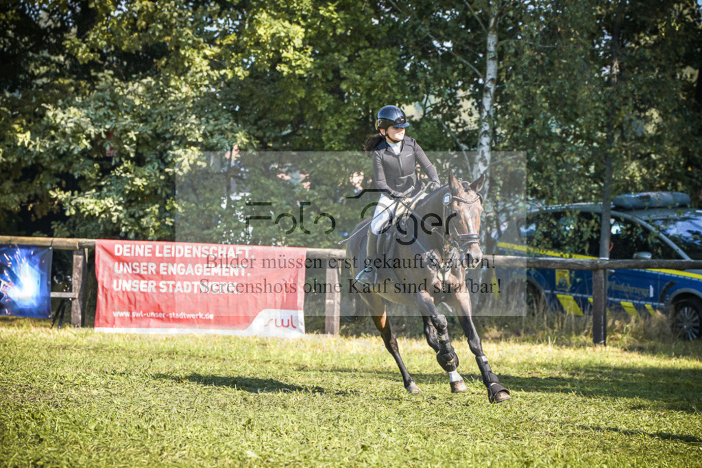 DOS_0839 | Entdecke hochwertige Reitturnierfotos von Foto Oger. Professionell, emotional und authentisch – jetzt Lieblingsmomente im Shop bestellen.Deutschlandweite Turnierfotografie. - Realisiert mit Pictrs.com