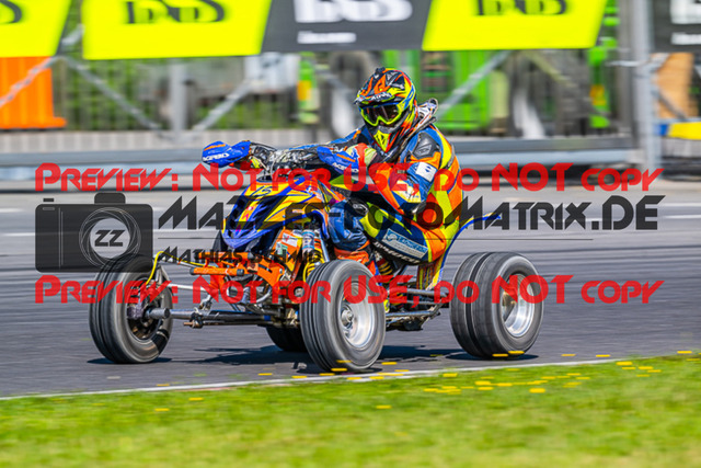 MaZZes_FotoMatrix_230527_8770 | QUAD