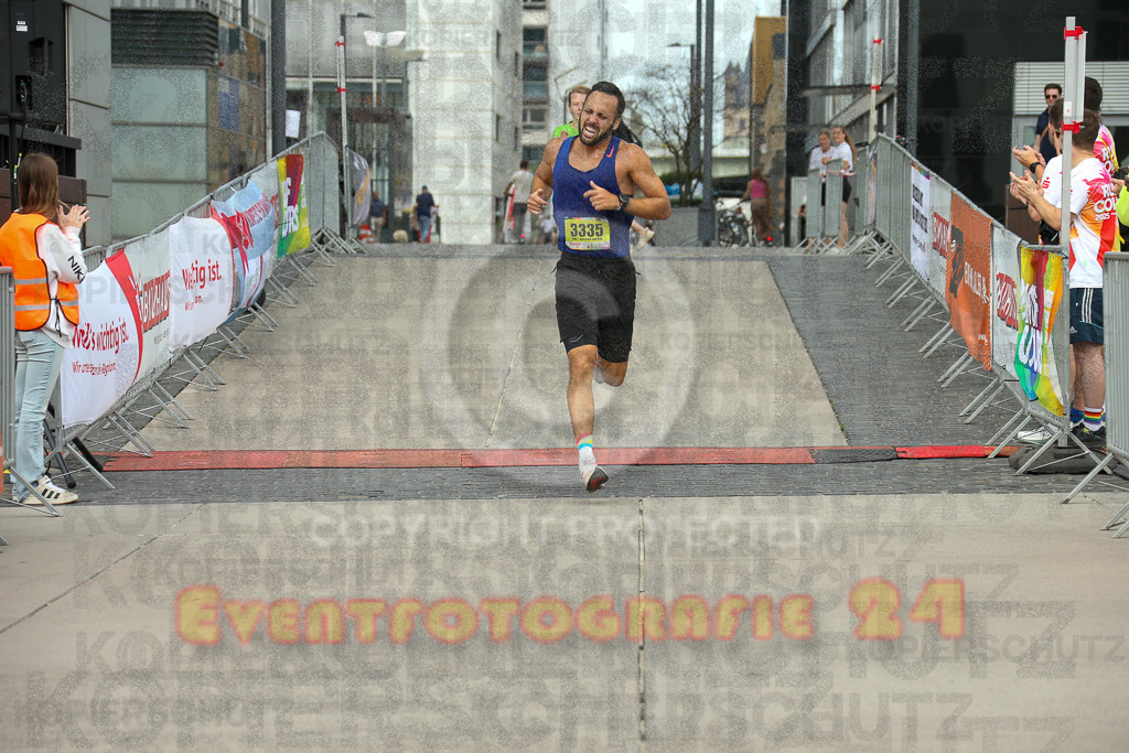 250920_1317_EX1_3965 | Sportfotografie im Rhein-Sieg Kreis, Köln, Bonn, NRW, Rheinland Pfalz, Hessen, etc. Unser Tätigkeitsfeld umfasst den Laufsport vom Volkslauf über den Marathon, Duathlon, Triathon bis zum Ultralauf wie Kölnpfad Ultra oder Schindertrail.