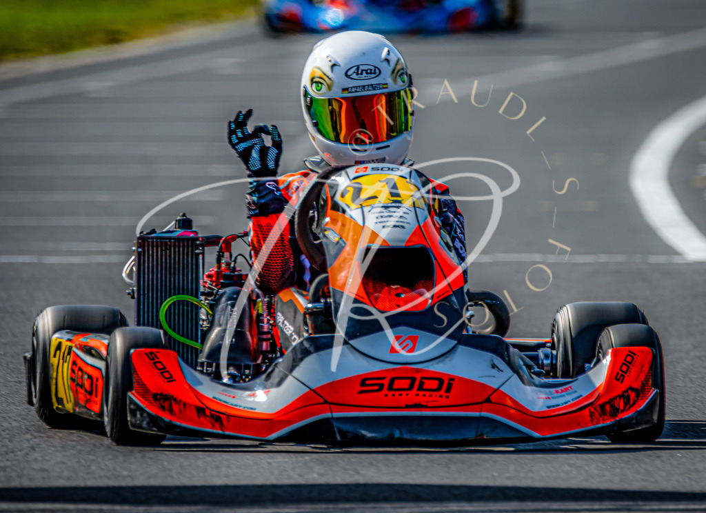 96F2C03F-4E97-4EA1-9F71-BFA5A3320E1E | traudl_s_fotos