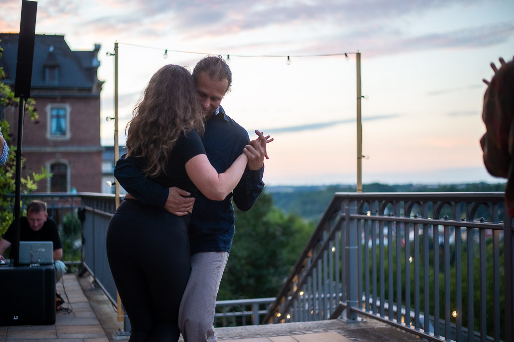 Tango meets Cuba | Tango meets Cuba mit den Klazz Brothers & Cuba Percussion im Forte Belvedere Leisnig zum Festival Hallo Leisnig 2022. - Realisiert mit Pictrs.com