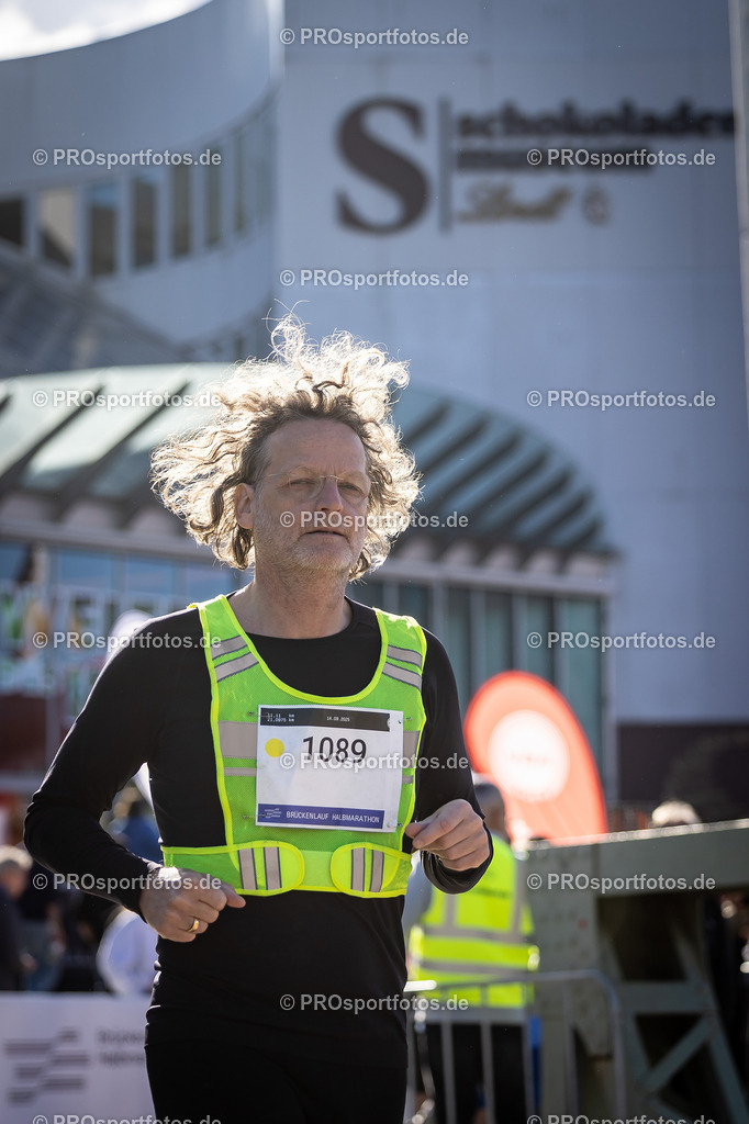 44. Kölner Brückenlauf; Koeln, 14.09.25 | Impressionen vom 44. Kölner Brückenlauf am 14.09.25 am Schokoladenmuseum in Koeln. Foto: BEAUTIFUL SPORTS/Leah Kohring