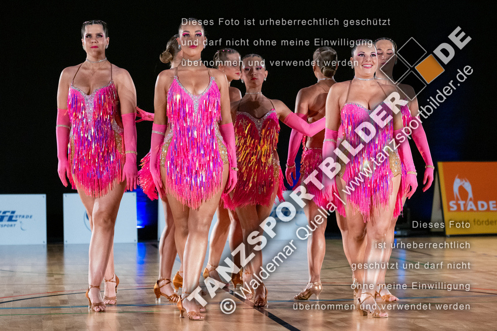 20250504-01677 | Hier finden Sie Tanz Bilder vom Latein und Standard Formationen tanzen. Sportbilder vom Tanzsport. Schöne Fotos und von Weltmeisterschaft, Europameisterschaft, Bundesliga, Regionalliga, Oberliga und Landesliga sowie von GOC Stuttgart, DanceComp, WM Bremen