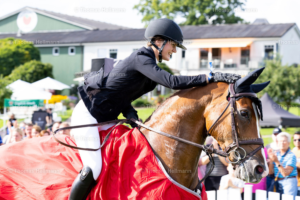 TH_97 Linn HAMANN (GER)_ Cool Fox 5_10861 | Hoffest Delingsdorf 2023 am 13.08.23 in Delingsdorf, 97 Linn HAMANN (GER), Cool Fox 5