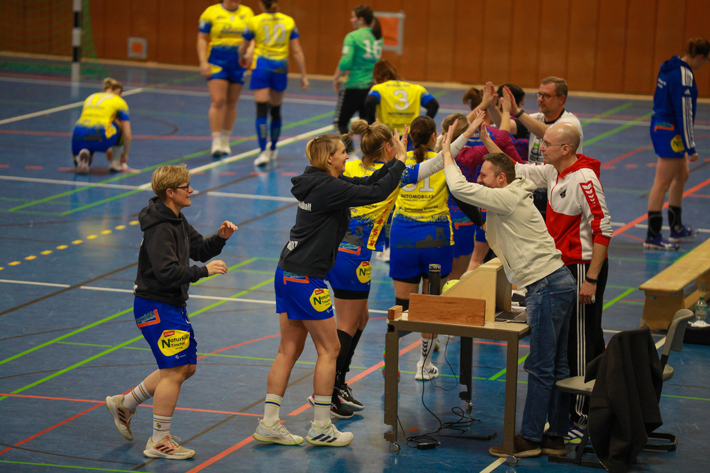 SvSchermbeck_SVN_061225_018 | Bildergalerie von Sport-Ereignissen aber auch von weiteren spannenden Dingen - nicht nur vom Niederrhein. In Anlehnung an den bekannten Spruch von Hanns Dieter Hüsch heißt das Motto: "Niederrhein ist überall".  - Realisiert mit Pictrs.com