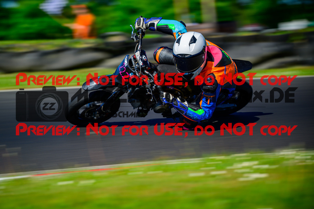 MaZZes_Fotomatrix_20250511_6007705_7166 | S1