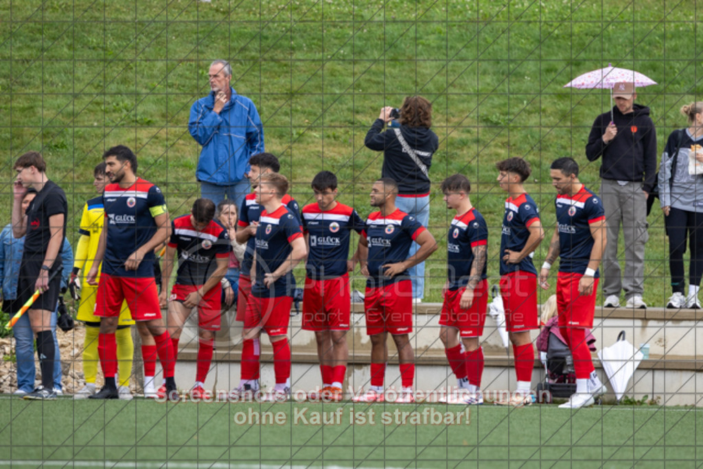 20250726_172817_0002 | #,TSV Bad Boll (rot/schwarz) vs. TSVGG Plattenhardt (blau/rot), Fussball, DB-Regio-WFW-Pokal - wfv, 1.Runde, Saison 2025/2026, Kunstrasenplatz, Erlengarten 37, 73087 Bad Boll, 26.07.2025 - 17:30 Uhr,Foto: PhotoPeet-Sportfotografie/Peter Harich