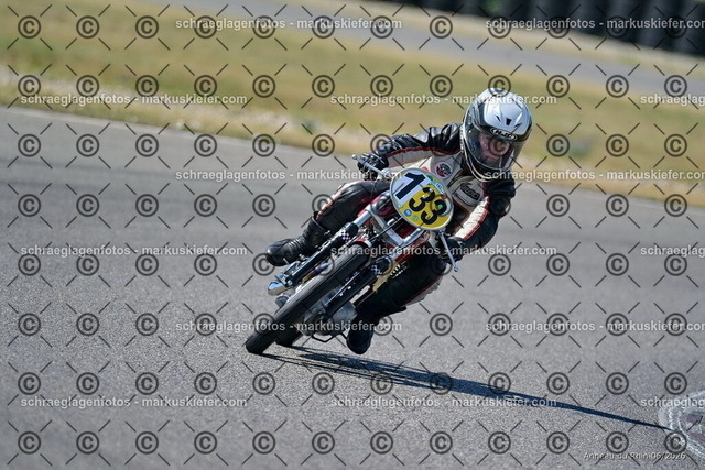 26bc03-1050 | markuskiefer.com - Realisiert mit Pictrs.com