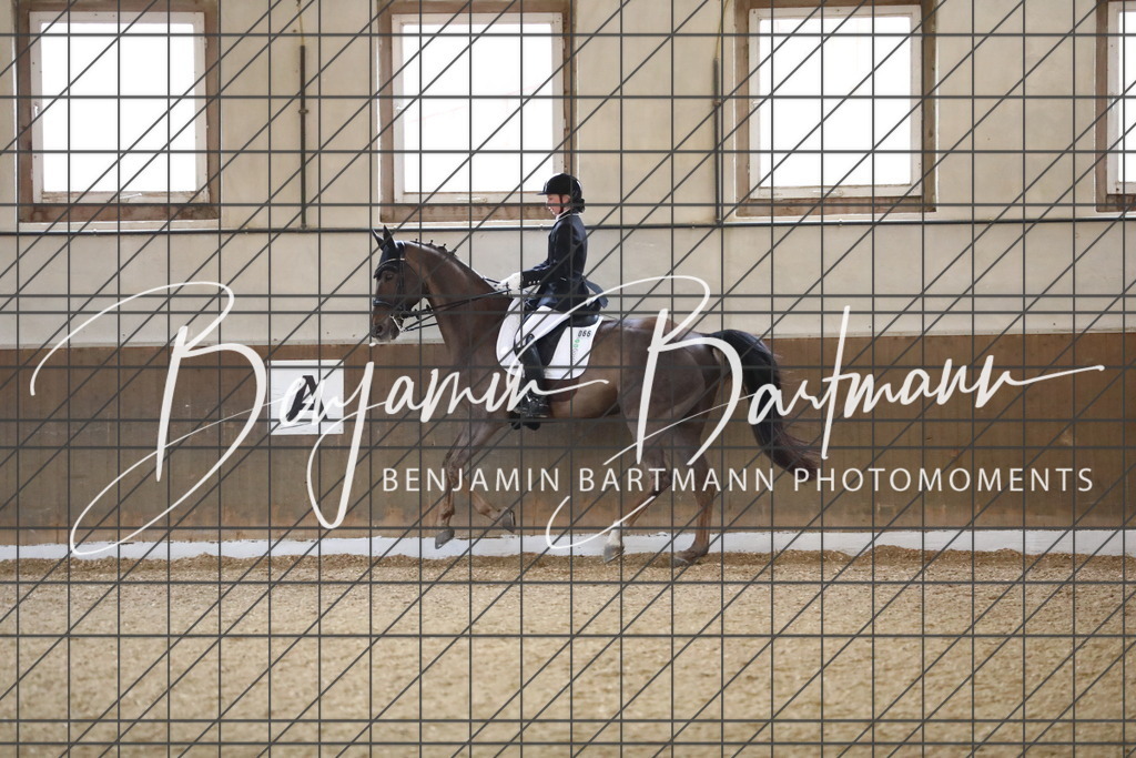 AZ2A1512 | Benjamin Bartmann Photomoments