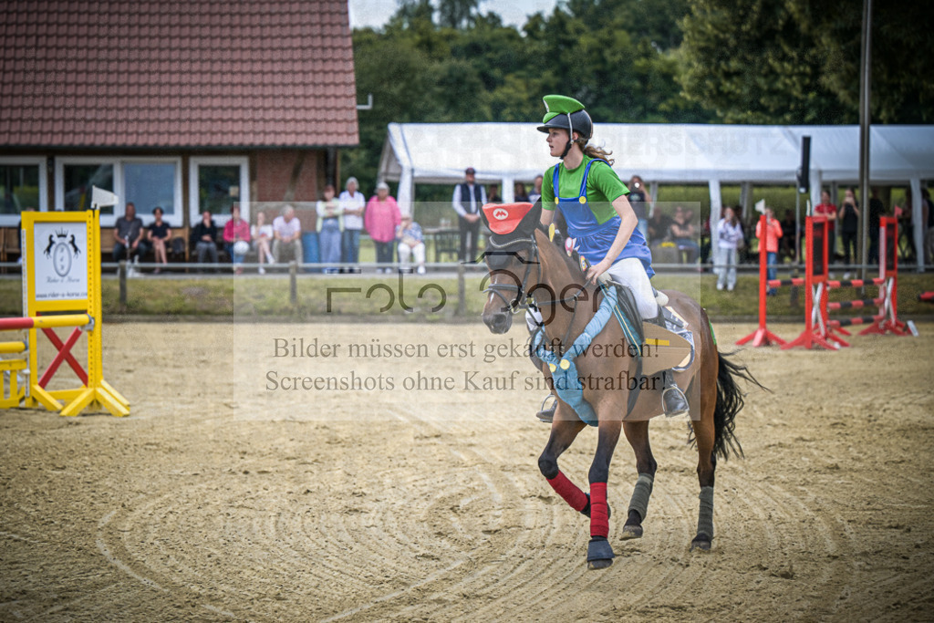 DOS_8904 | Entdecke hochwertige Reitturnierfotos von Foto Oger. Professionell, emotional und authentisch – jetzt Lieblingsmomente im Shop bestellen.Deutschlandweite Turnierfotografie. - Realisiert mit Pictrs.com