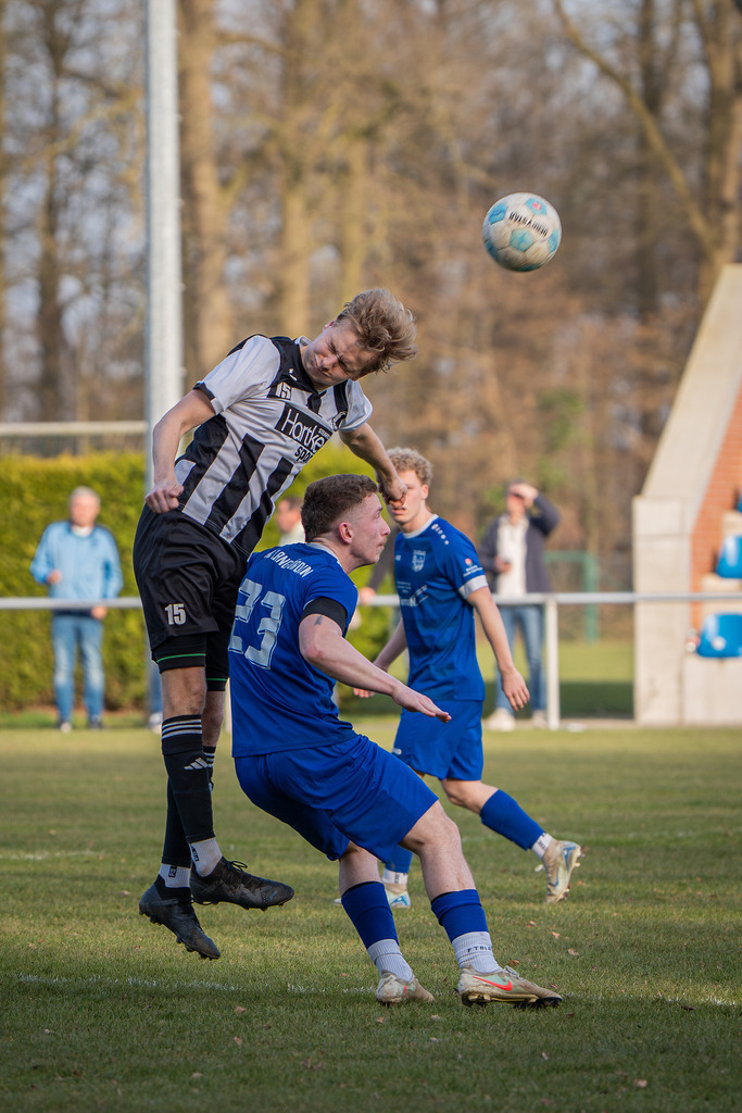 Fußball I Herren I Saison 2025-2026 I Kreisliga VEC I 17. Spieltag I BW Langförden - SV Falke Steinfeld I 7270 | jns.sportfotos - Realisiert mit Pictrs.com
