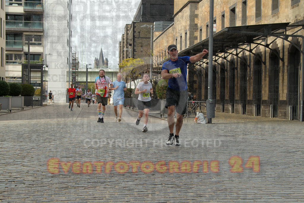 250920_1520_EV4_8505 | Sportfotografie im Rhein-Sieg Kreis, Köln, Bonn, NRW, Rheinland Pfalz, Hessen, etc. Unser Tätigkeitsfeld umfasst den Laufsport vom Volkslauf über den Marathon, Duathlon, Triathon bis zum Ultralauf wie Kölnpfad Ultra oder Schindertrail.