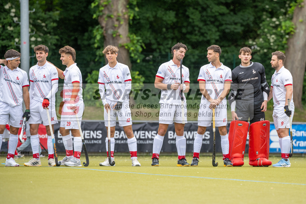 SFE_20250524_0020 | Köln, Deutschland, 24.05.2025:  Hockey 1. Bundesliga Herren Rot-Weiss Köln - Mannheimer THC im KTHC Stadion Rot-Weiss Köln Tennis and Hockey Club am 24.05.2025 in Köln, Deutschland. (Foto von Stephan Fehrmann)Köln, Germany, 24.05.2025: Hockey 1. Bundesliga Herren Rot-Weiss Köln - Mannheimer THC in KTHC Stadion Rot-Weiss Köln Tennis and Hockey Club at 24.05.2025 in Köln, Deutschland. (Foto from Stephan Fehrmann)