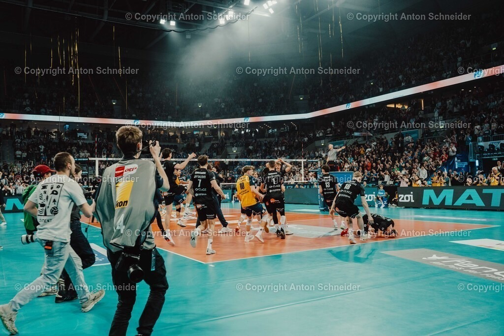 Vollyballpokalfinale 25/26 Mannheim | Zoi DVV Pokalfinale am 28.02.2026 in Mannheim I VfB Suhl LOTTO Thüringen - Allianz MTV Stuttgart I VfB Friedrichshafen - SVG Lüneburg - Realisiert mit Pictrs.com