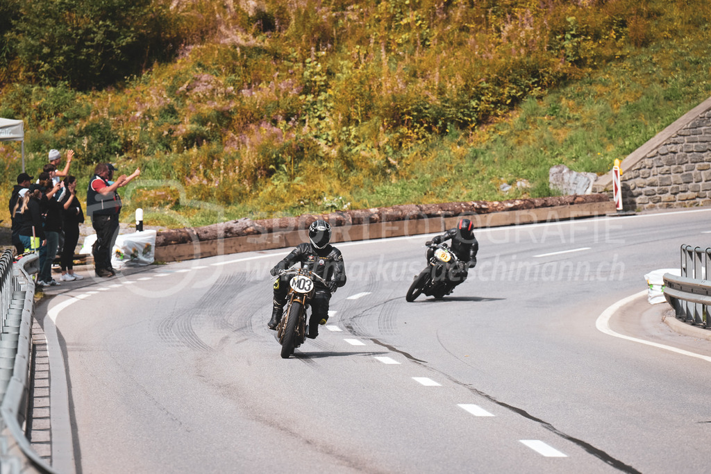 21. Arosa ClassicCar 2025 - 7. =September= 2025 | Das Feld der Motorräder am 21. Arosa ClassicCar 2025..@arosaclassiccar, @arosa.official, #arosaclassiccar, #arosa, #76curves, #classiccarBild: Sportfotografie Markus Aeschimann | www.markus-aeschimann.ch - Realisiert mit Pictrs.com