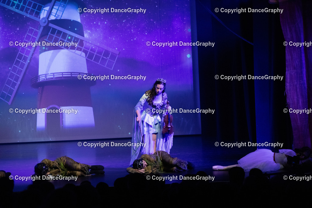 GPHY1831 | DanceGraphy - Realisiert mit Pictrs.com