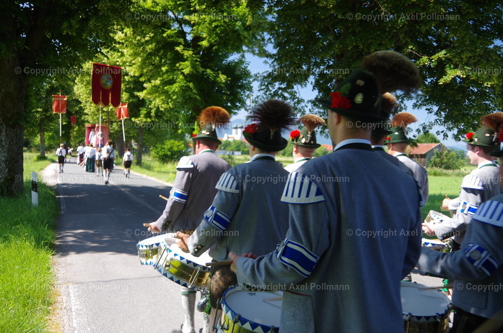 IMGP6259 | fotografiert von Axel PollmannLeonhardi Wallfahrt Benediktbeuern und Murnau, Fronleichnam, Fasching, Landschaft im Loisachtal und Benediktbeuern  - Realisiert mit Pictrs.com