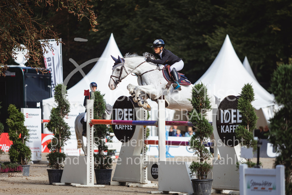 240915_OWLCh_MT-463 | Deine schönsten Turniermomente als professionelle Fotos! Entdecke hochwertige Pferdesport-Fotografie im Online-Shop. Jetzt Fotos finden & bestellen!