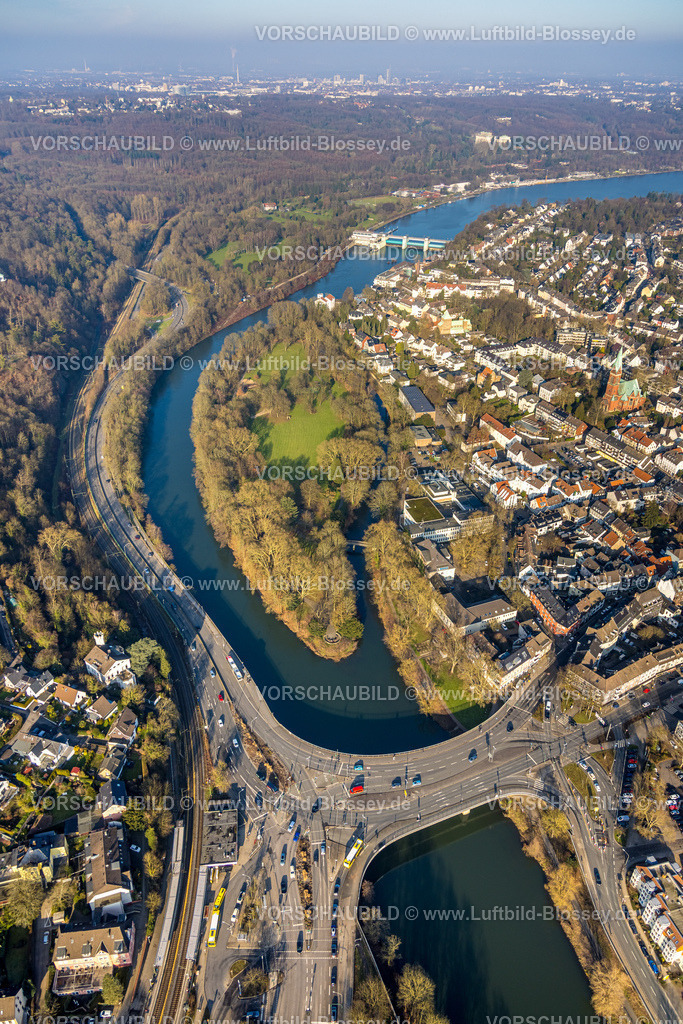 Essen260100784 | Luftbild, Brehminsel am Fluss Ruhr und Baldeneysee, Ortsansicht Ortsteil Werden, hinten das Stauwehr Baldeneysee, vorne Gymnasium Essen-Werden, rechts die Evangelische Kirche Werden, Werden, Essen, Ruhrgebiet, Nordrhein-Westfalen, Deutschland