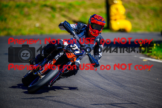 MaZZes_FotoMatrix_240816_6007705_7127 | S4