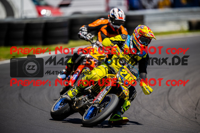 MaZZes_FotoMatrix_220702_8085 | S2