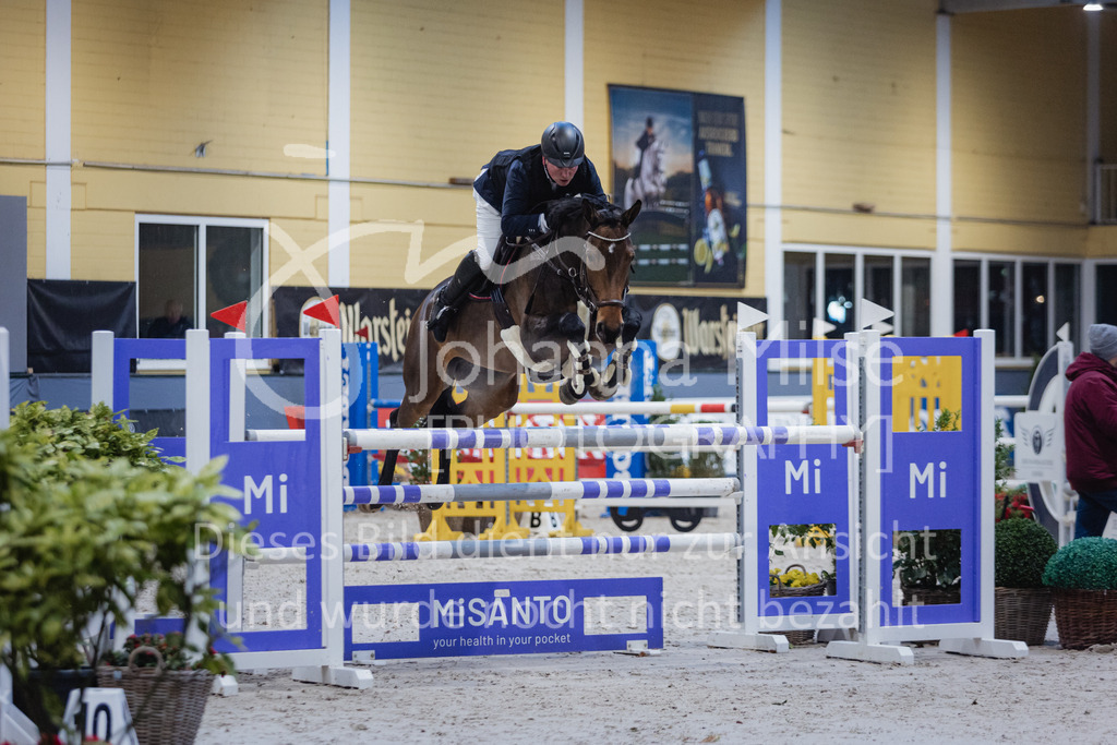 221216_Warstein_Youngster-M-401 | Deine schönsten Turniermomente als professionelle Fotos! Entdecke hochwertige Pferdesport-Fotografie im Online-Shop. Jetzt Fotos finden & bestellen!