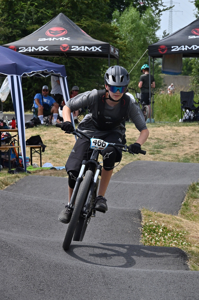 DSC_7221-cam-florian | German Pumptrack Series - Realisiert mit Pictrs.com
