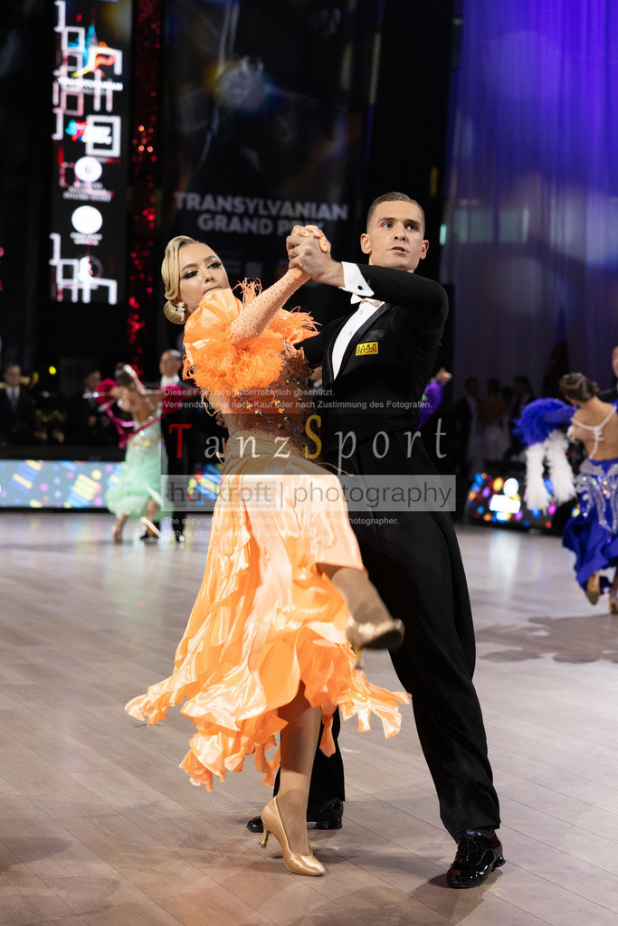 IMG_7572 | Tanzsportbilder, Standardtanz, Lateintanz, WDSF, DTV, LTVB, dancecomp, goc, hessen tanzt, blaues band der spree, walzer, tango, wiener walzer, slowfox, quickstepp, samba, rumba, cha-cha-cha, paso doble. jive, hd-kroft photography, turniertanzsport