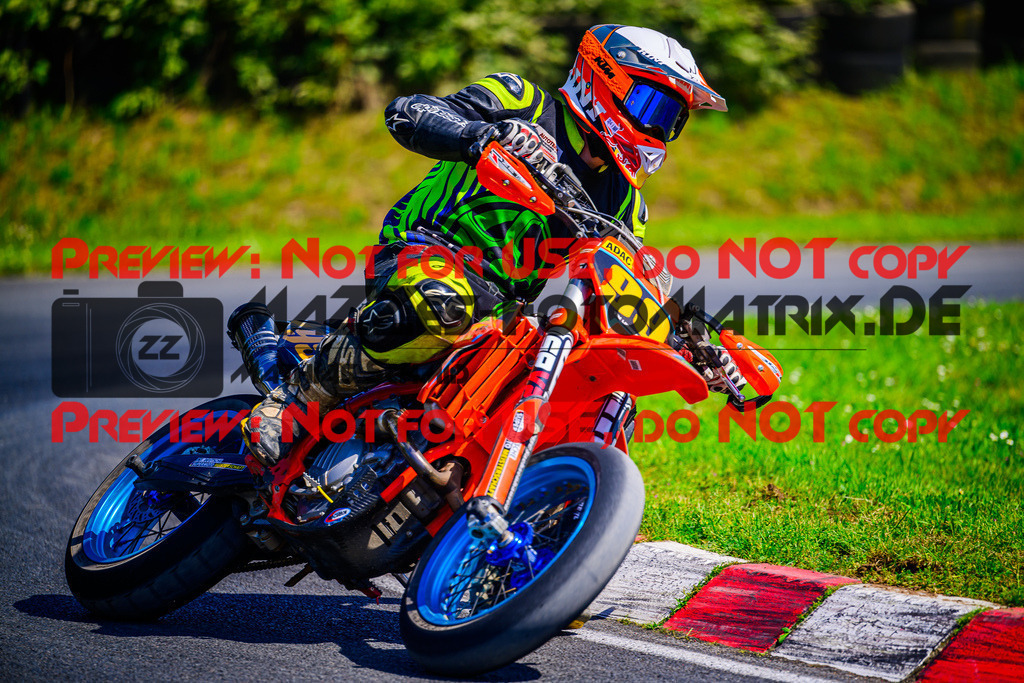 MaZZes_FotoMatrix_240512_6021986_298 | S2