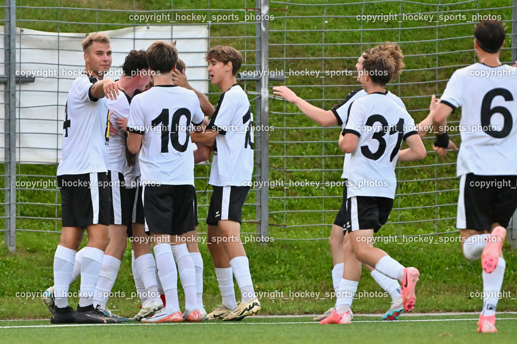 SV Spittal vs. SVG Bleiburg | Jubel SV Spittal Mannschaft, #4 Thomas Walker SV Spittal, #10 Adrian Steurer SV Spittal, #16 Moritz Müller SV Spittal, #31 Matthias Mitterdorfer SV Spittal, #6 Tristan Brükk SV Spittal, SV Spittal vs. SVG Bleiburg, SV Spittal vs. SVG Bleiburg am 14.08.2024 in Spittal an der Drau (Goldeck Stadion), Austria, (Photo by Bernd Stefan)