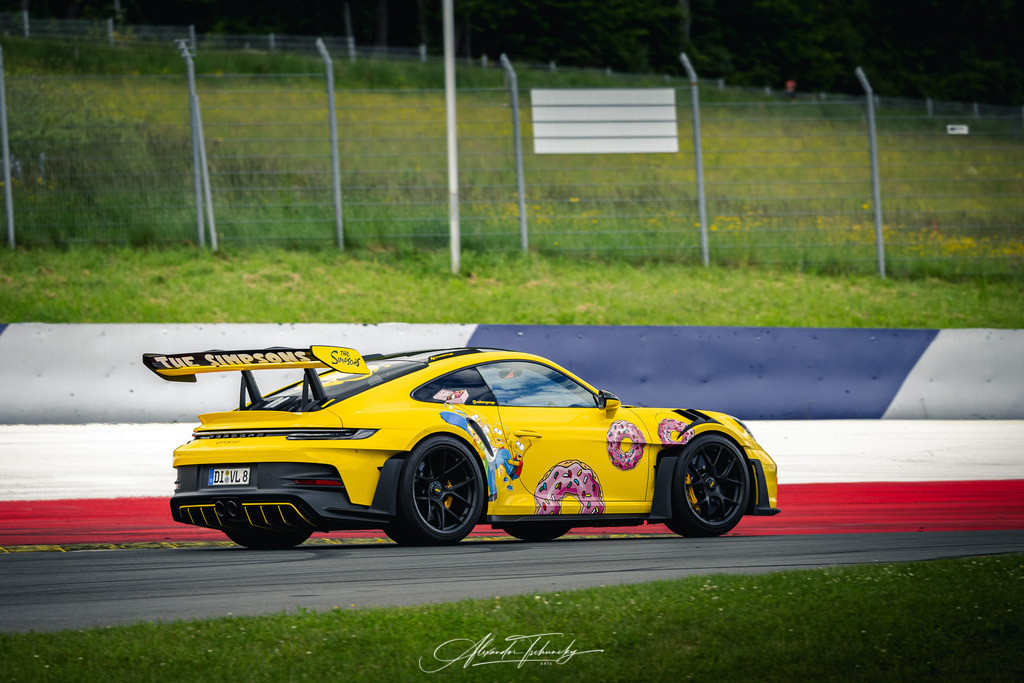R6PZ2266 _Alexander Tschuncky | Entdecken Sie die faszinierende Welt von Alexander Tschuncky Arts: Kreative Fotografie, atemberaubende Automobilkunst und hochwertiger Bilderdruck. Lassen Sie sich inspirieren! - Realisiert mit Pictrs.com