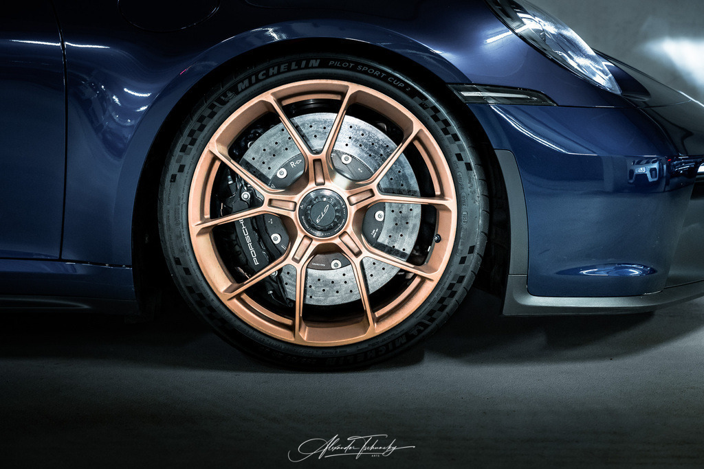 R6PZ3628 _Alexander Tschuncky | Entdecken Sie die faszinierende Welt von Alexander Tschuncky Arts: Kreative Fotografie, atemberaubende Automobilkunst und hochwertiger Bilderdruck. Lassen Sie sich inspirieren! - Realisiert mit Pictrs.com